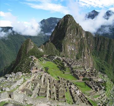 https://upload.wikimedia.org/wikipedia/commons/1/13/Before_Machu_Picchu.jpg