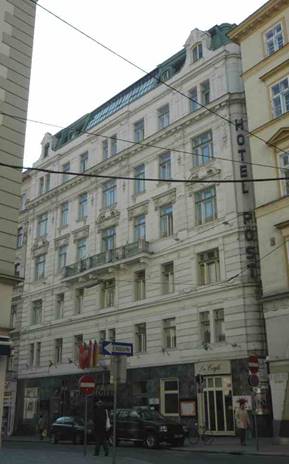 https://upload.wikimedia.org/wikipedia/commons/6/6c/GuentherZ_2007-03-10_0067_Wien01_Fleischmarkt_Hotel_Post.jpg